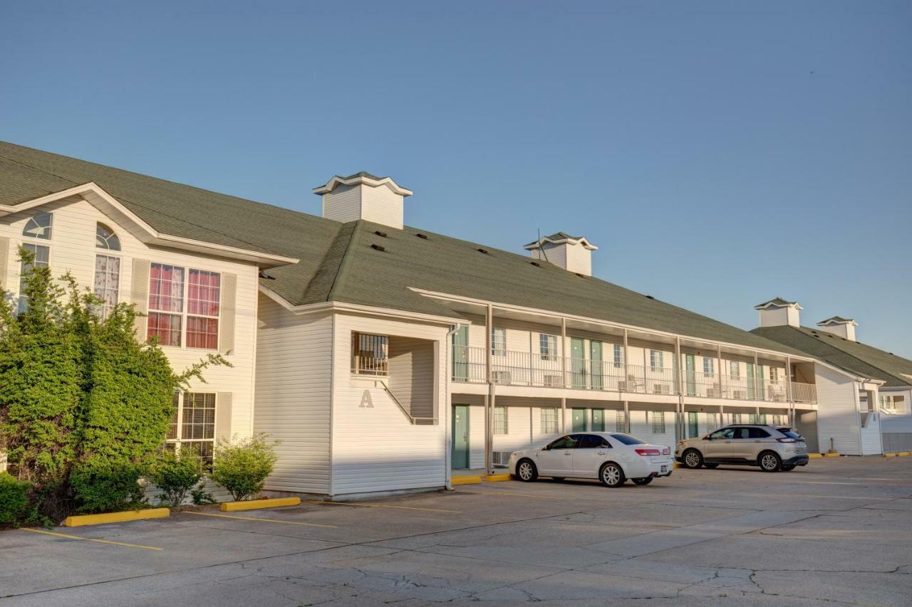 Howard Johnson By Wyndham Branson Theatre District Экстерьер фото