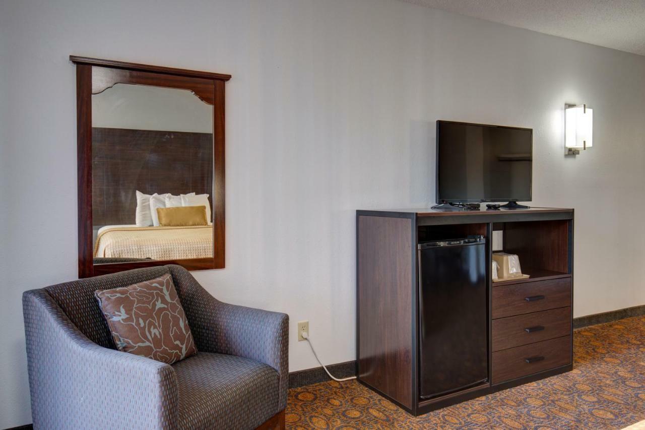 Howard Johnson By Wyndham Branson Theatre District Экстерьер фото